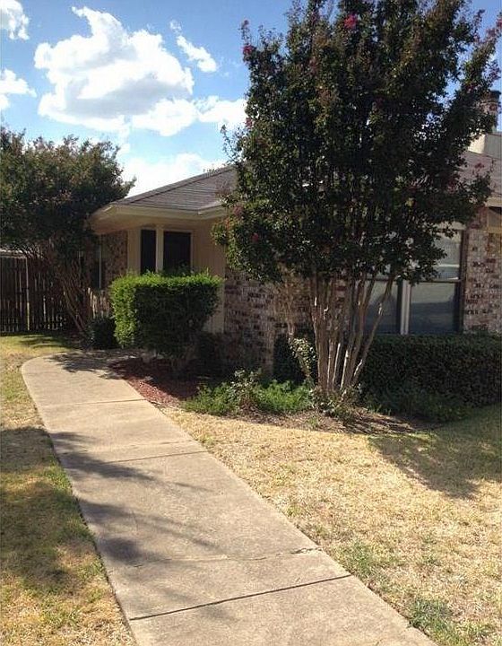 1st image of 2816 Springhaven Ct