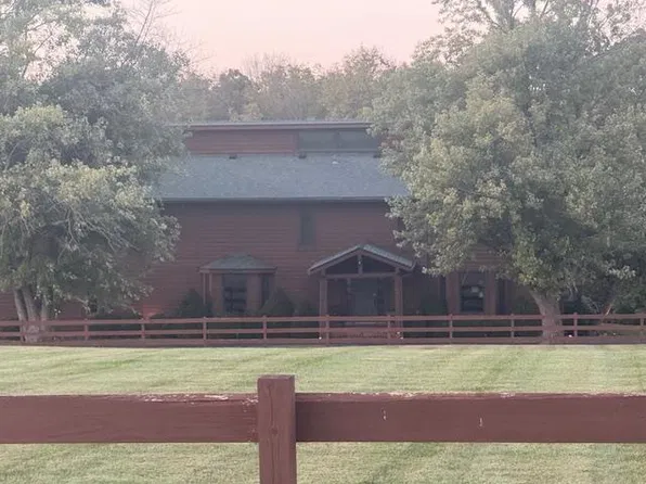 4450 W 188th St, Stilwell, KS 66085