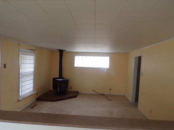 Additional Living Room