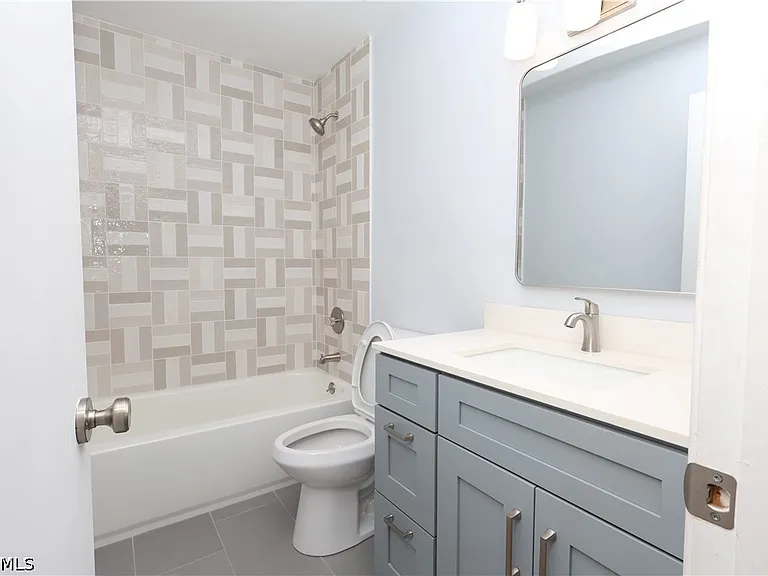 26510 Southern Pines Dr #102 — Photo 24