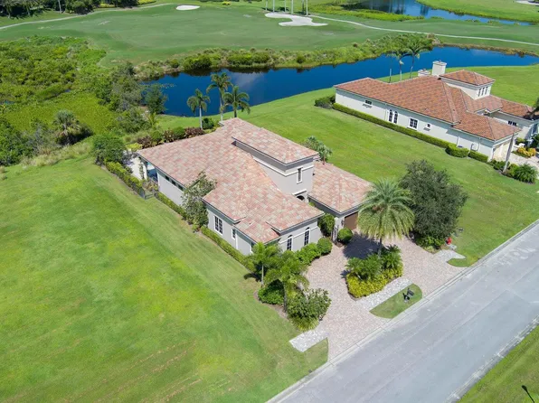 138 SE Via San Marino, Port St Lucie, FL 34984