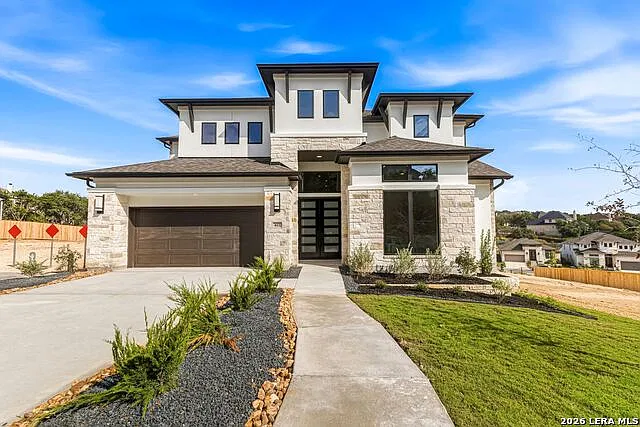 5 bed, 4.5 bath, 3395 sqft, $5,600 — Photo 1