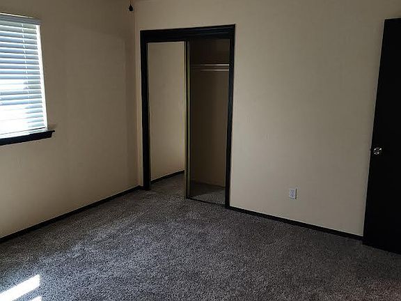 3rd image of 1710 Pamela Cir