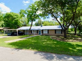 18926 Mason St, Lytle, TX 78052