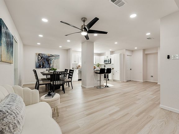 4th image of 3605 Marwick Dr