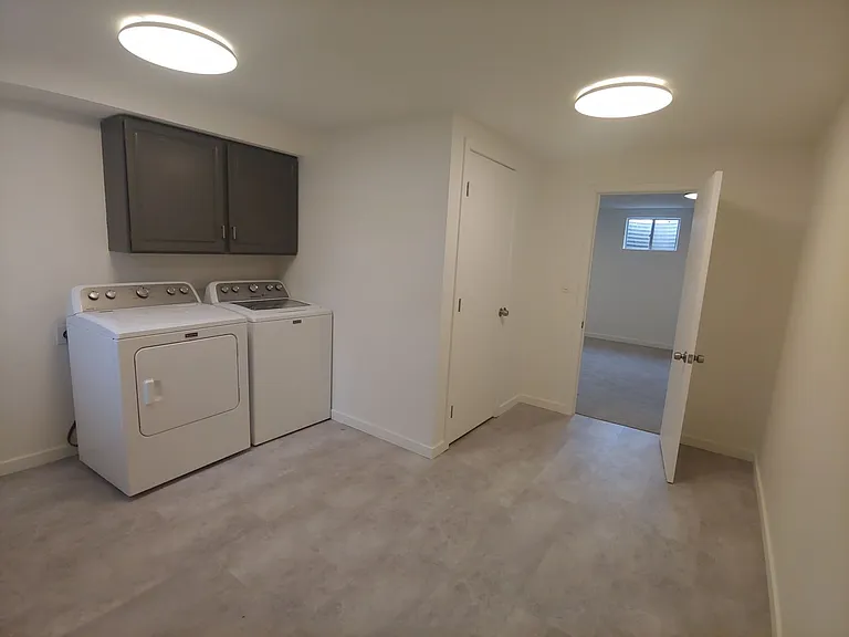 3295 Emerson Ave — Photo 32
