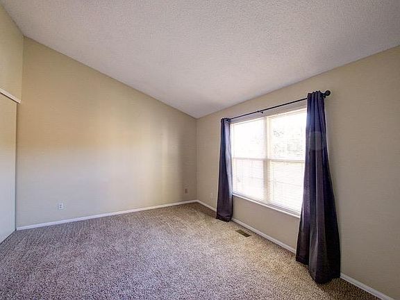 5th image of 6814 Ravencrest Dr #6814
