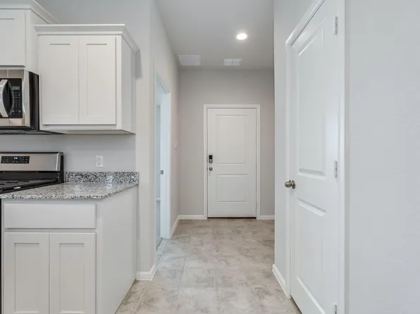 5812 Harvey Gap Ln, Argyle, TX 76226