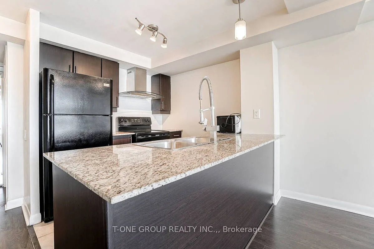 2 bed, $2,450 — Photo 4