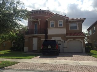 2720 SW 156th Pl, Miami, FL 33185