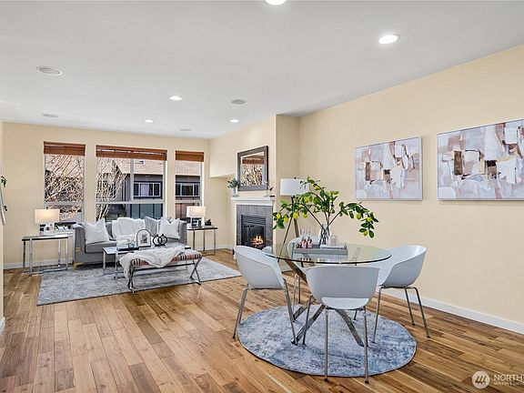 2nd image of 16528 2nd Park SE