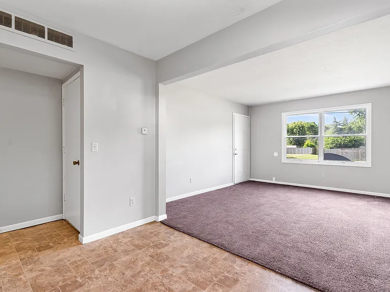 1506 Tippecanoe Dr #D2 — Photo 13