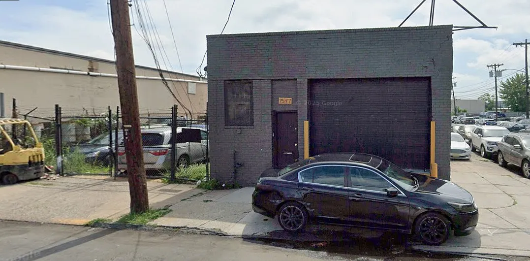 1 bed, 5000 sqft, $7,500 — Photo 3