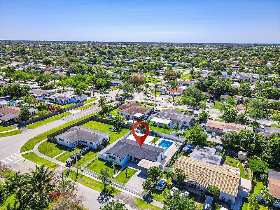 1st image of 9830 Bahama Dr