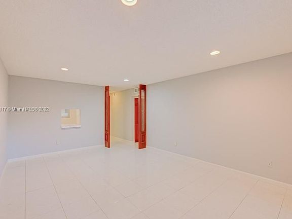 3rd image of 7830 Camino Real #K-109