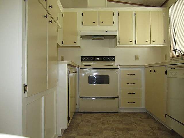 1st image of 35 Buccaneer Dr
