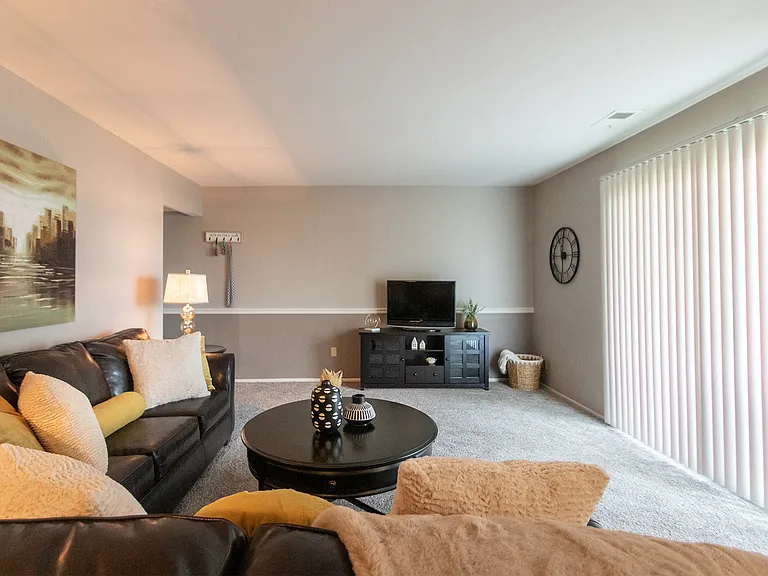 Fairfield Pointe — Photo 19