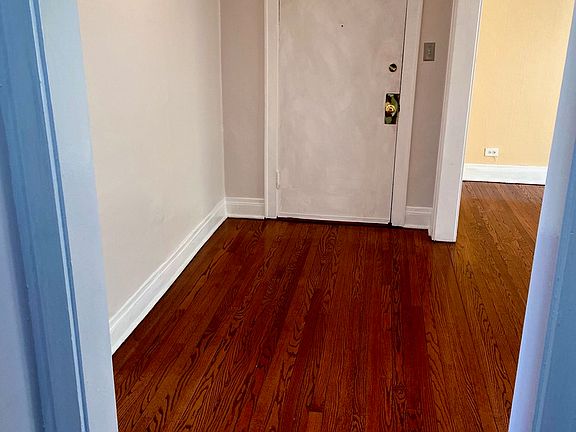 3rd image of 2540 N Kedzie Blvd APT 207