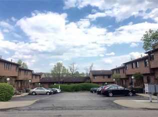 3242 Niagara Sq, Pittsburgh, PA 15213