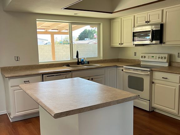 4th image of 4743 W Desert Cove Ave