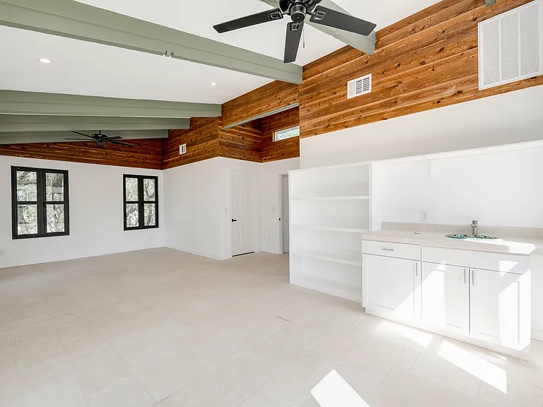 1217 Lost Oak Trl — Photo 18