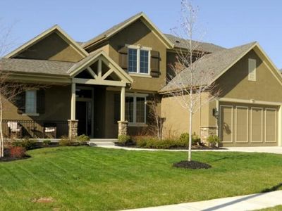 16825 Goddard St, Overland Park, KS, 66062