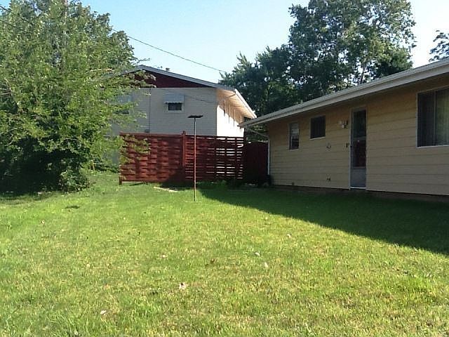 2nd image of 5649 N Renwood Ave