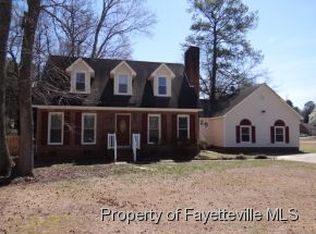 310 Kinlaw Rd, Fayetteville, NC 28311