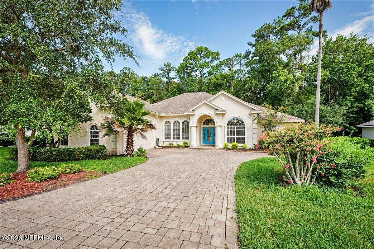 4 bed, 3.0 bath, 3254 sqft, $6,950 — Photo 1
