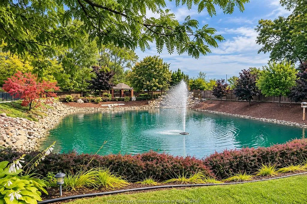 2 bed, $2,495 — Photo 4