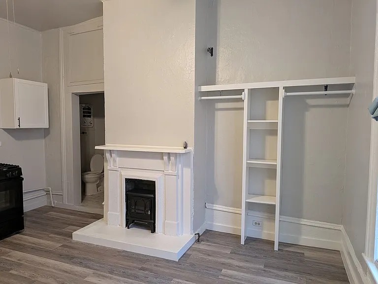 822 E Carson St #7 — Photo 3