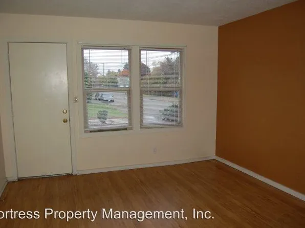 10746 NE Wygant St, Portland, OR 97220