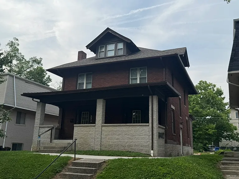 394 E 15th Ave — Photo 20