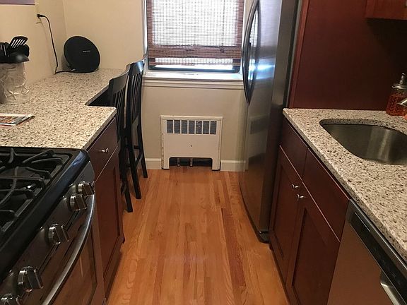 3rd image of 252 Beach 129th St APT 3B