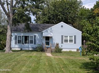 1741 Elmwood Dr, Defiance, OH 43512