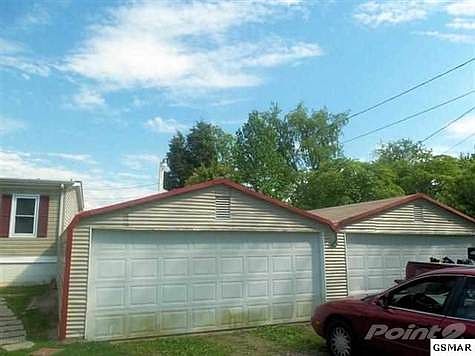 4th image of 811 Donald Dr
