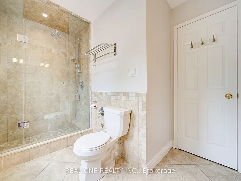 2593 Addingham Cres — Photo 27