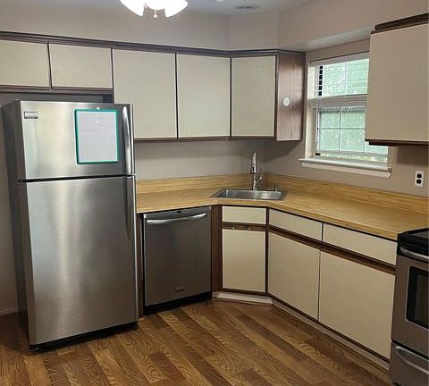 4th image of 1 Atlantic Ave APT 50