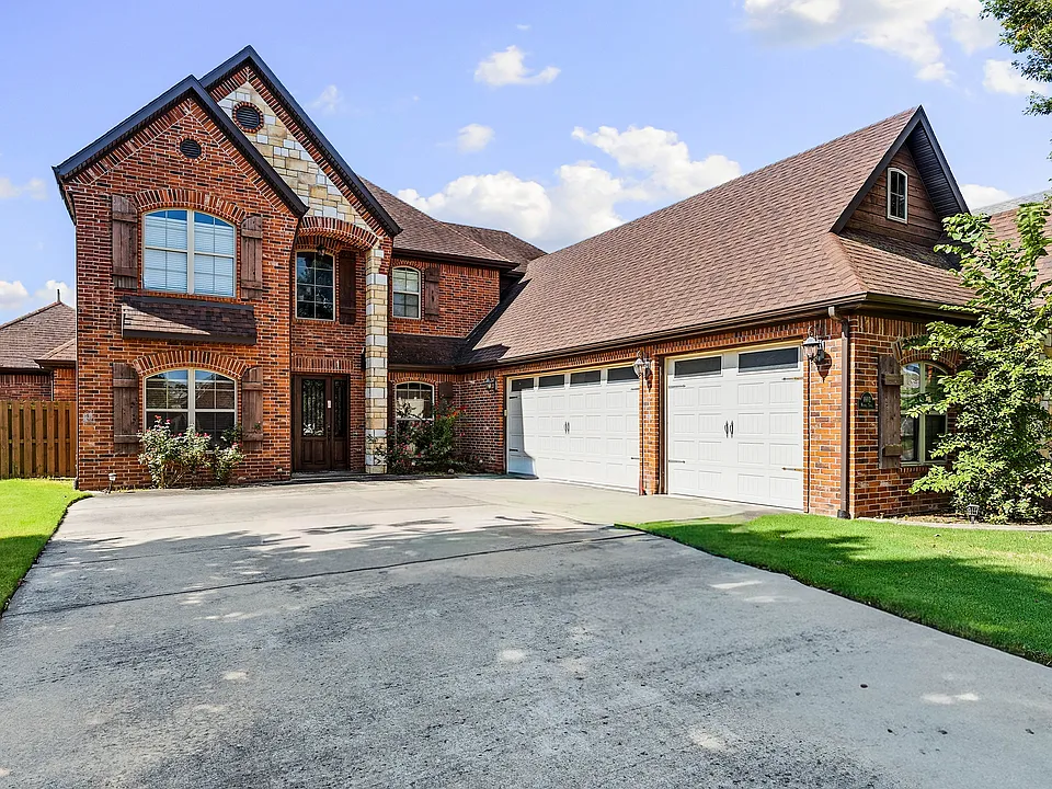 4602 W Warbal Trl