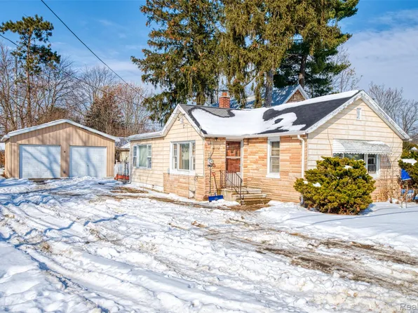 4078 Donnely Rd, Jackson, MI 49201