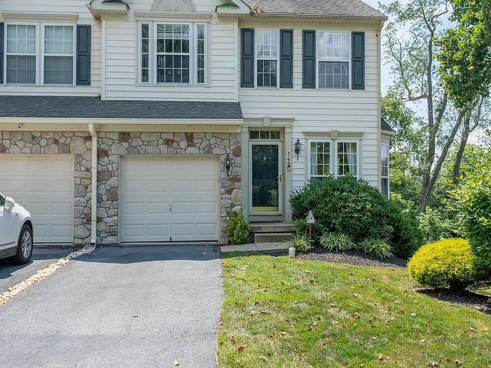 748 McCardle Dr
