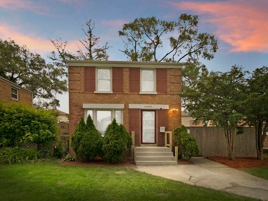 1107 Marshall Ave, Bellwood, IL 60104