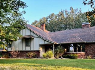 809 Holman Ln, Macon, MO 63552