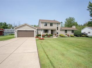 8600 Stahley Rd, East Amherst, NY 14051