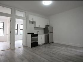 859 Knickerbocker Ave, Brooklyn, NY