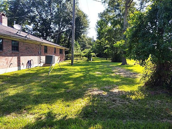 5th image of 617 Baywood Dr
