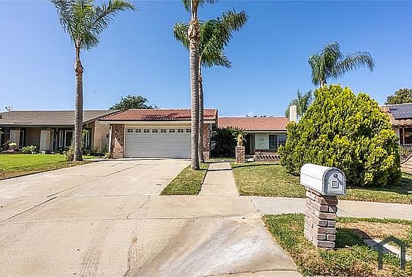 1st image of 2537 E Laurel Valley Ln
