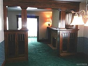 4th image of 34 Whitfield Ave