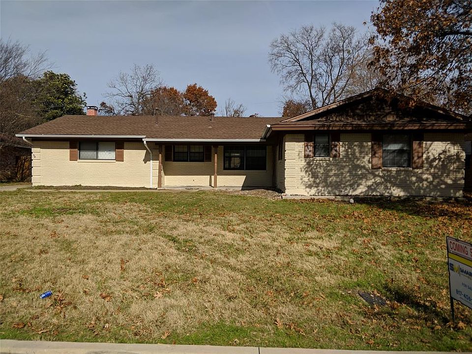 1st image of 2107 Barton Dr