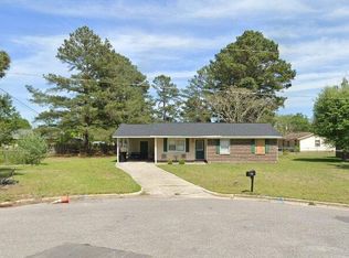 204 Thurlow St, Red Springs, NC 28377